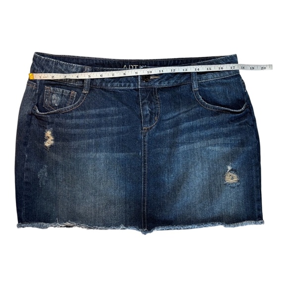 Denim Distressed Skirt Size 14 Apt 9 - Picture 6 of 7